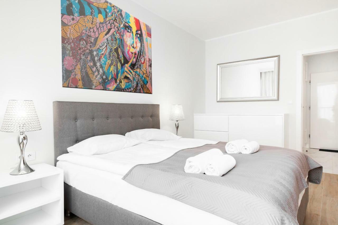 Apartments Warsaw Dzielna By Noclegi Renters מראה חיצוני תמונה