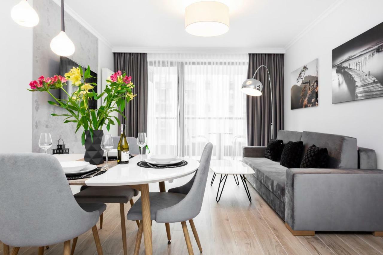 Apartments Warsaw Dzielna By Noclegi Renters מראה חיצוני תמונה
