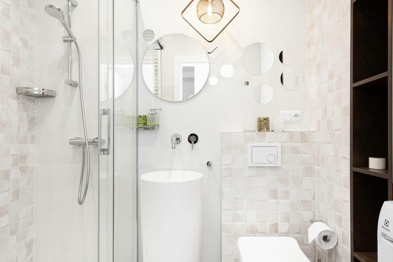 Apartments Warsaw Dzielna By Noclegi Renters מראה חיצוני תמונה